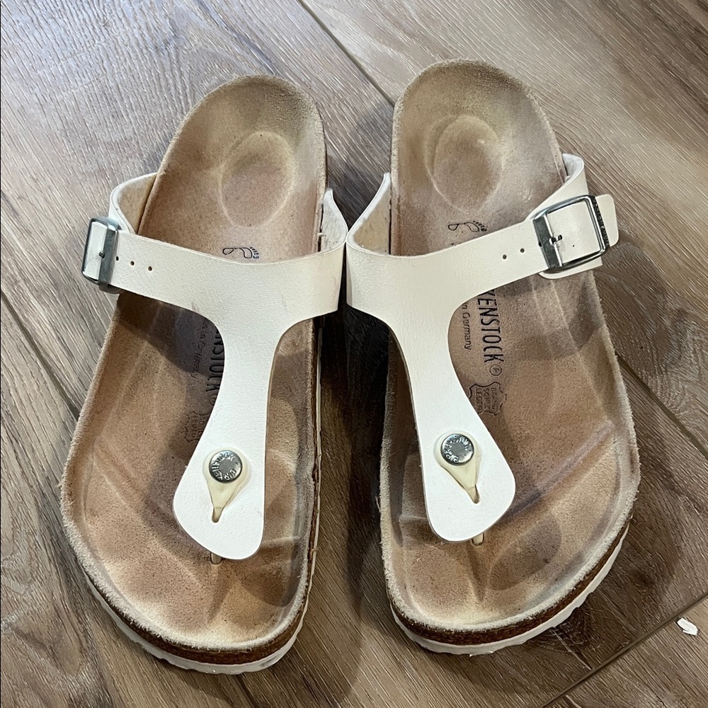 Birkenstock Women's White Gizeh Leather Sandals EU size 42